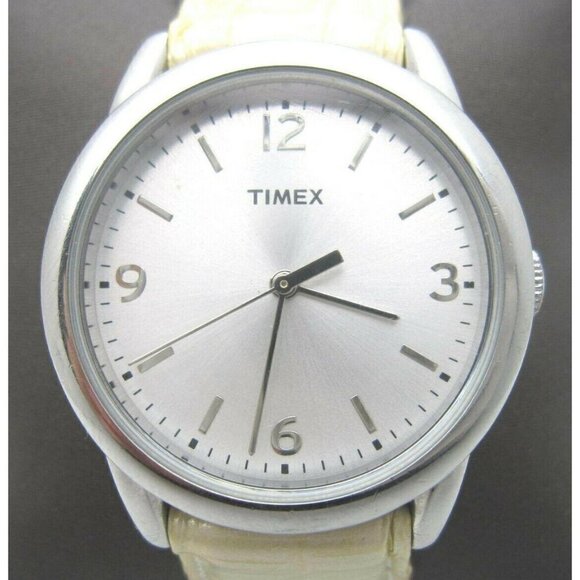 Women's Timex 30m Water Resistant Analog 1 Jewel Dial Casual Watch (A943) - Picture 1 of 11